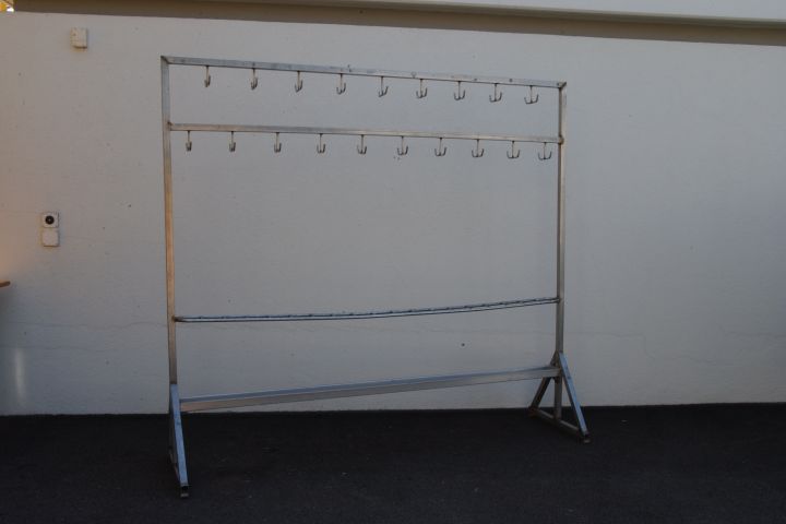 Garderobenständer 2 m, m. Haken u. Schirmst.