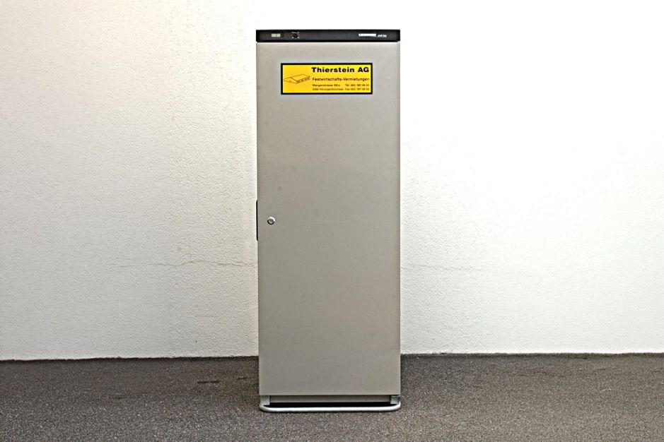 Kuehlschrank_fuer_Lebensmittel.jpg