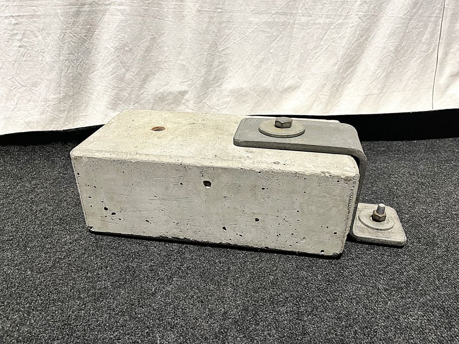 Befestigungssteine_27kg.jpg